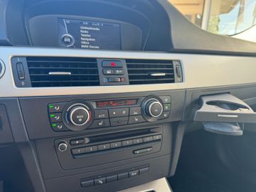 BMW 320 - 11