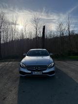 Mercedes-Benz E 220 d AVANTGARDE Autom. AVANTGARDE - Mercedes-Benz E 220 Gebrauchtwagen in Freiburg