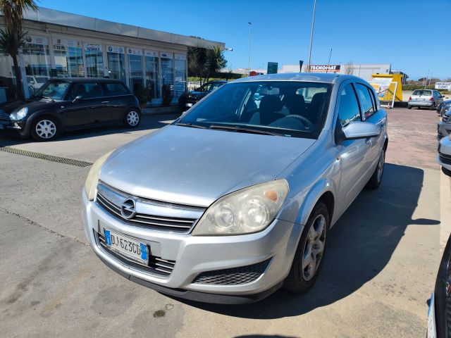 Opel Astra 1.7 CDTI 101CV 5 porte Club