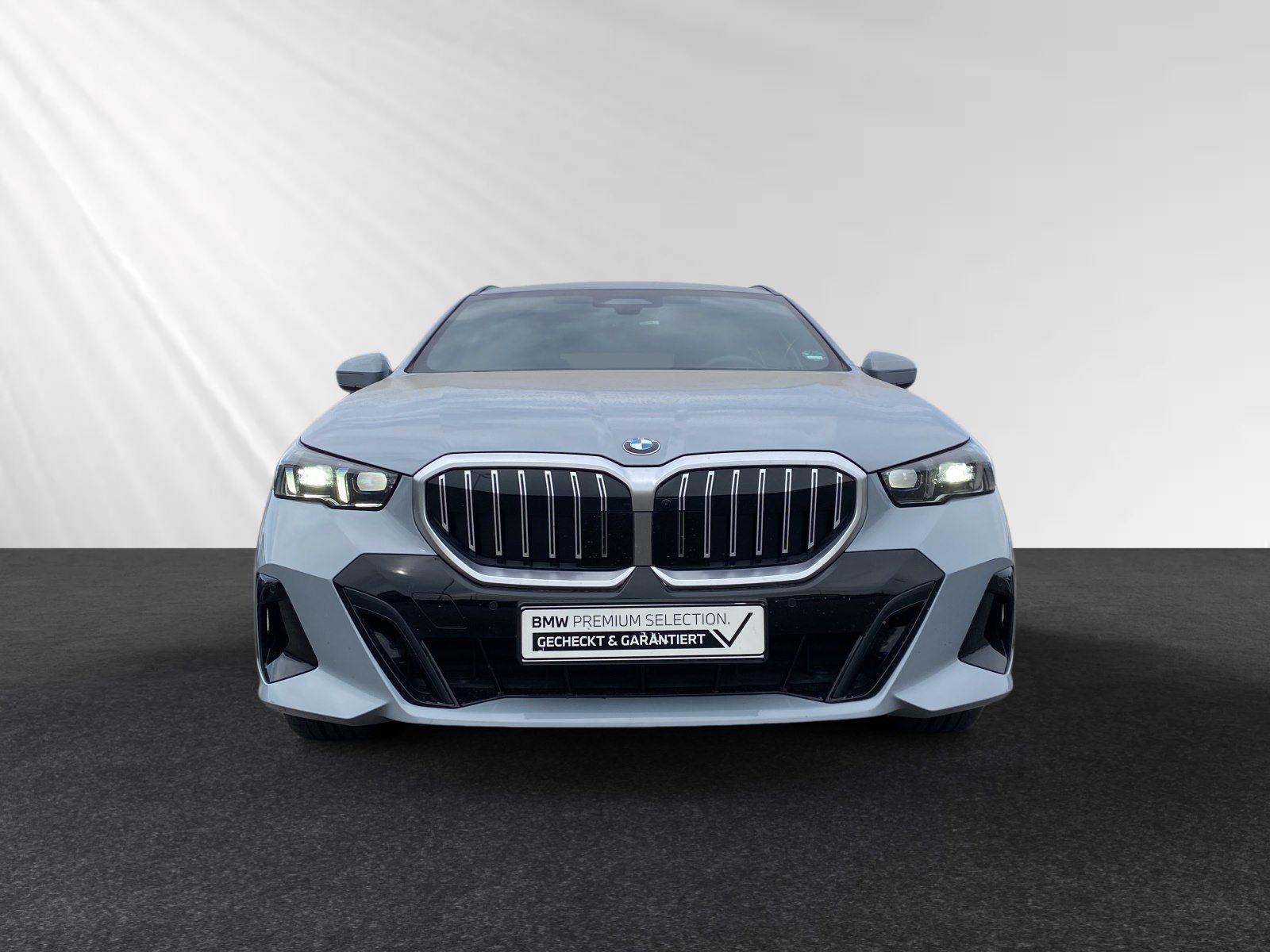 BMW 520d Touring M Sport AHK Autobahnass. HUD foto 5
