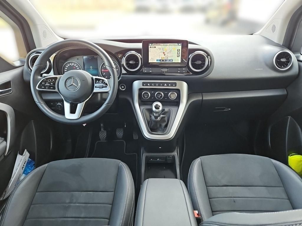Fahrzeugabbildung Mercedes-Benz T 180 PROGRESSIVE Navi LED PTS RFK SHZ Tisch GRA