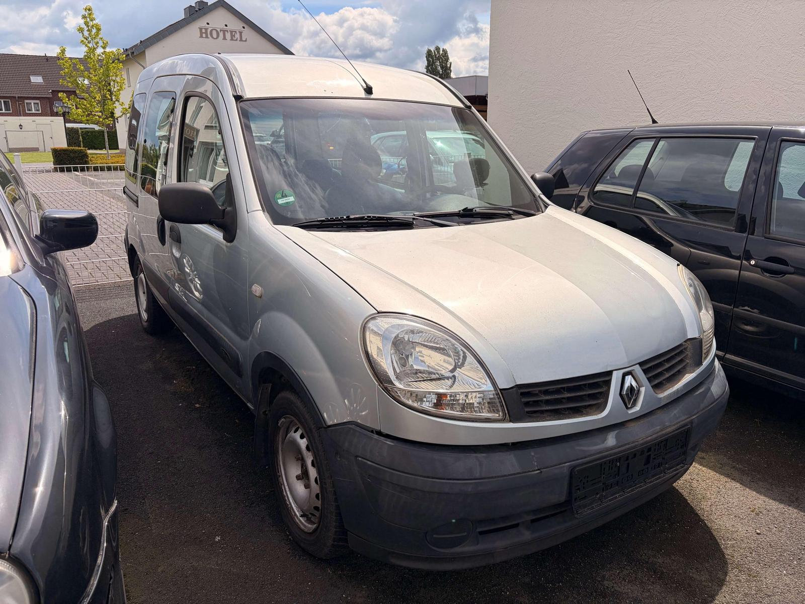 Renault Kangoo Campus,1,2 Benzin ,Gasanlage,2schiebetür