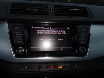 Bild 23 Skoda Fabia Combi Amb 1.0 95PS PDC SHZ NAVI BT GJR TEM