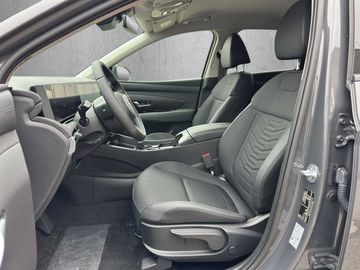 Hyundai TUCSON - 8