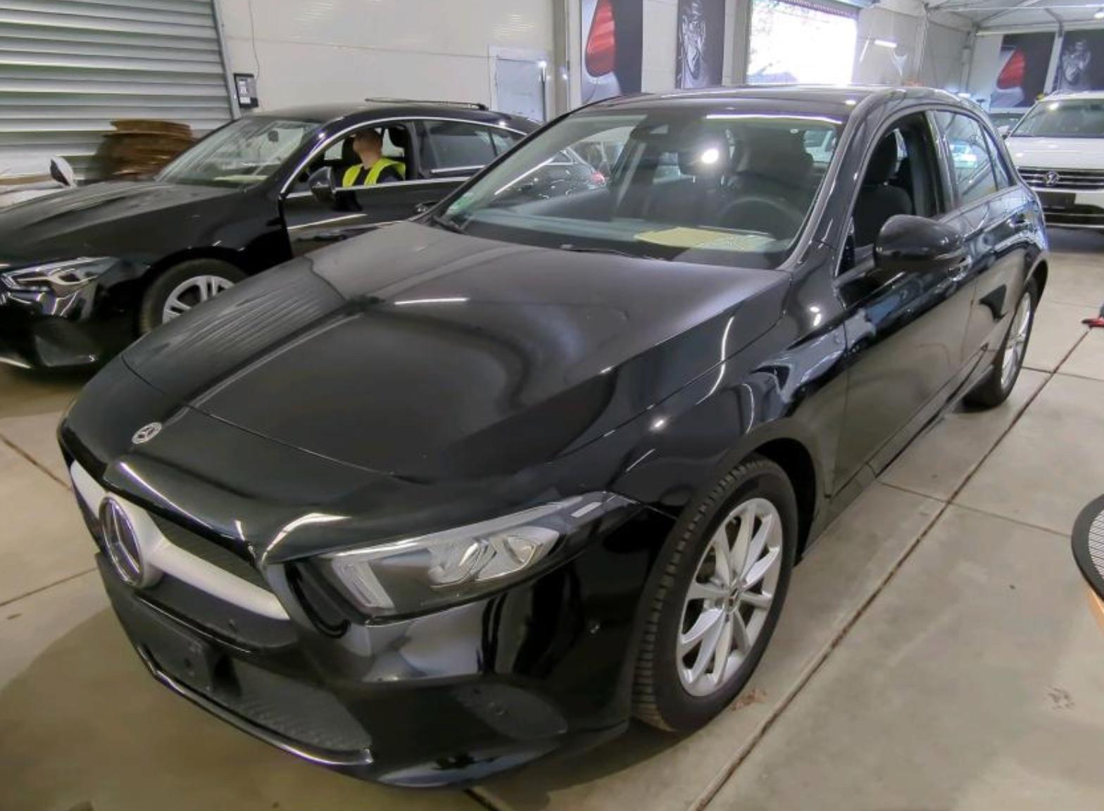 Mercedes-Benz A 250 e Aut/Navi/LED/Alu/15300netto