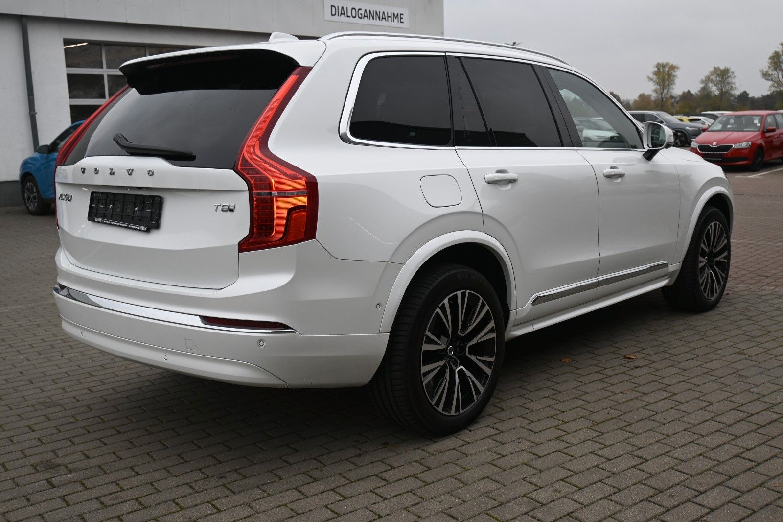 Fahrzeugabbildung Volvo XC90 T8 AWD Plus Bright*PANO*LUFT*360°*ACC*AHK