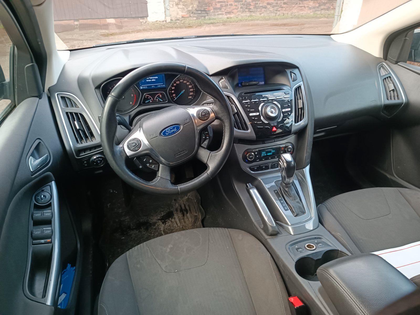 Ford Focus 2012 — двигун 131 HP (96kW)