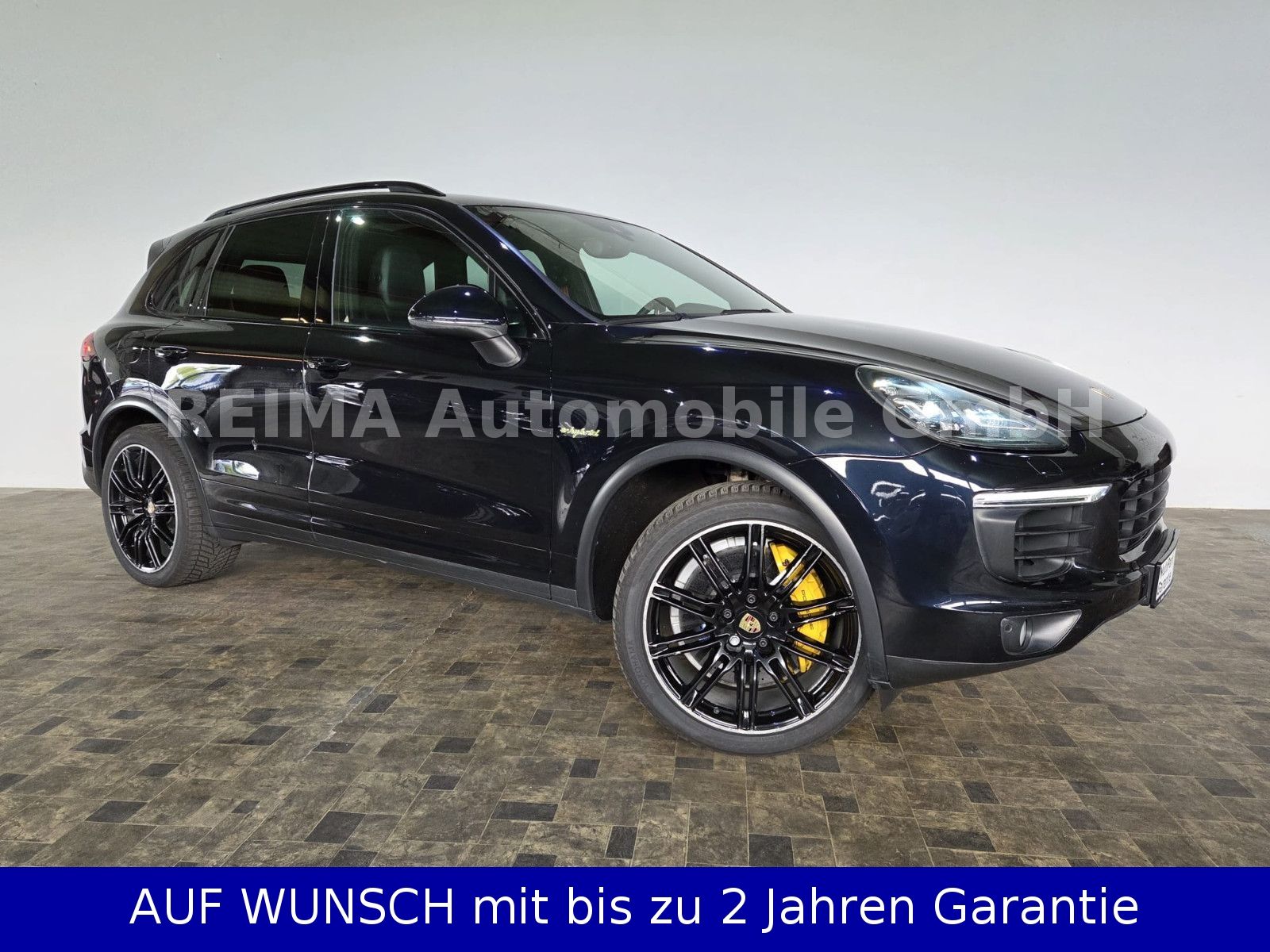 Fahrzeugabbildung Porsche Cayenne S E-Hybrid, Chrono, Pano, LED