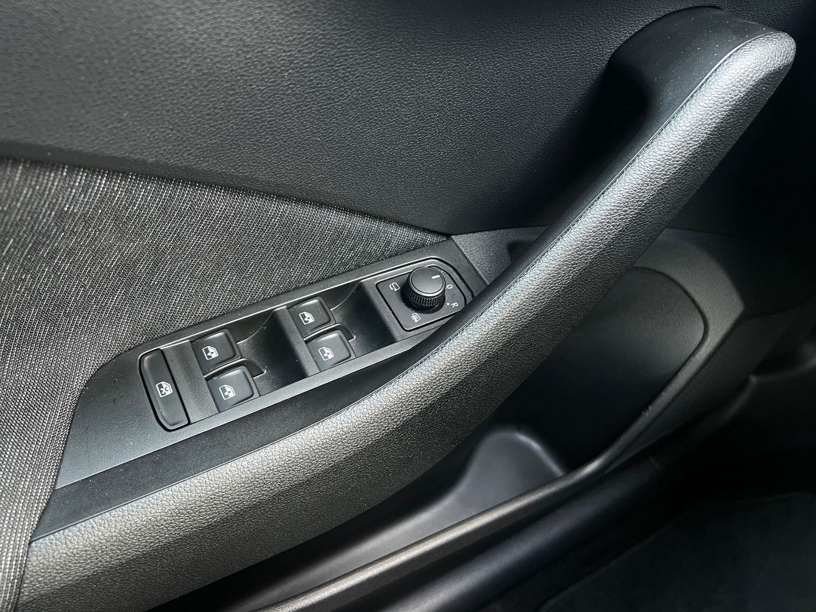 Fahrzeugabbildung SKODA Scala Style 1.0 TSI *Garantie, LED, Climatronic,