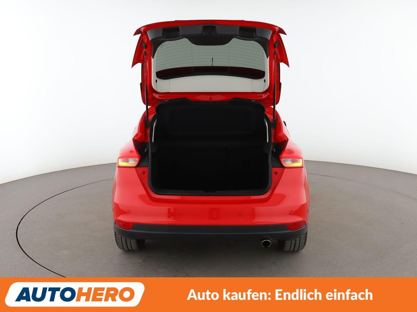 Ford Focus 1.5 EcoBoost Titanium Aut*NAVI*TEMPO*PDC*