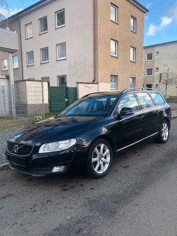 Volvo V70 Kombi Linje Svart+AHK+Insp.neu+TÜV+Neu