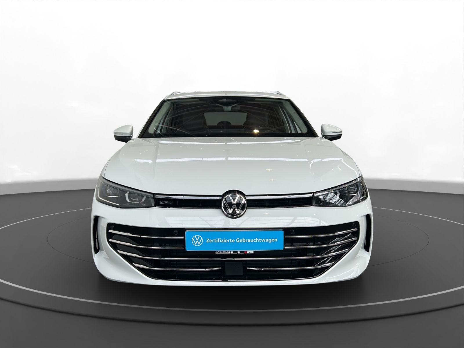 Volkswagen Passat Variant 2.0 TDI DSG Elegance AHK Pano HUD foto 2