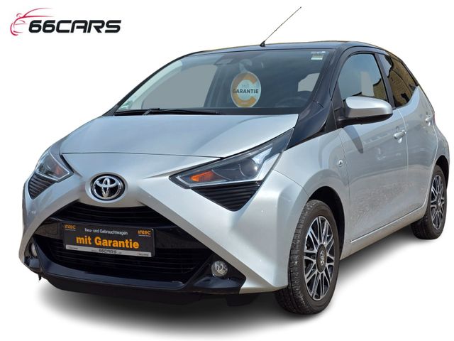 Toyota Aygo x-clusiv*Kamera*Carplay*Leder*