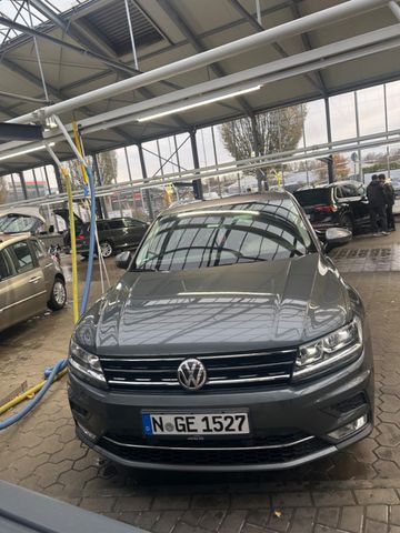 Volkswagen Tiguan 2.0 TDI SCR 140 DSG BMT 4MOT Comfortl...