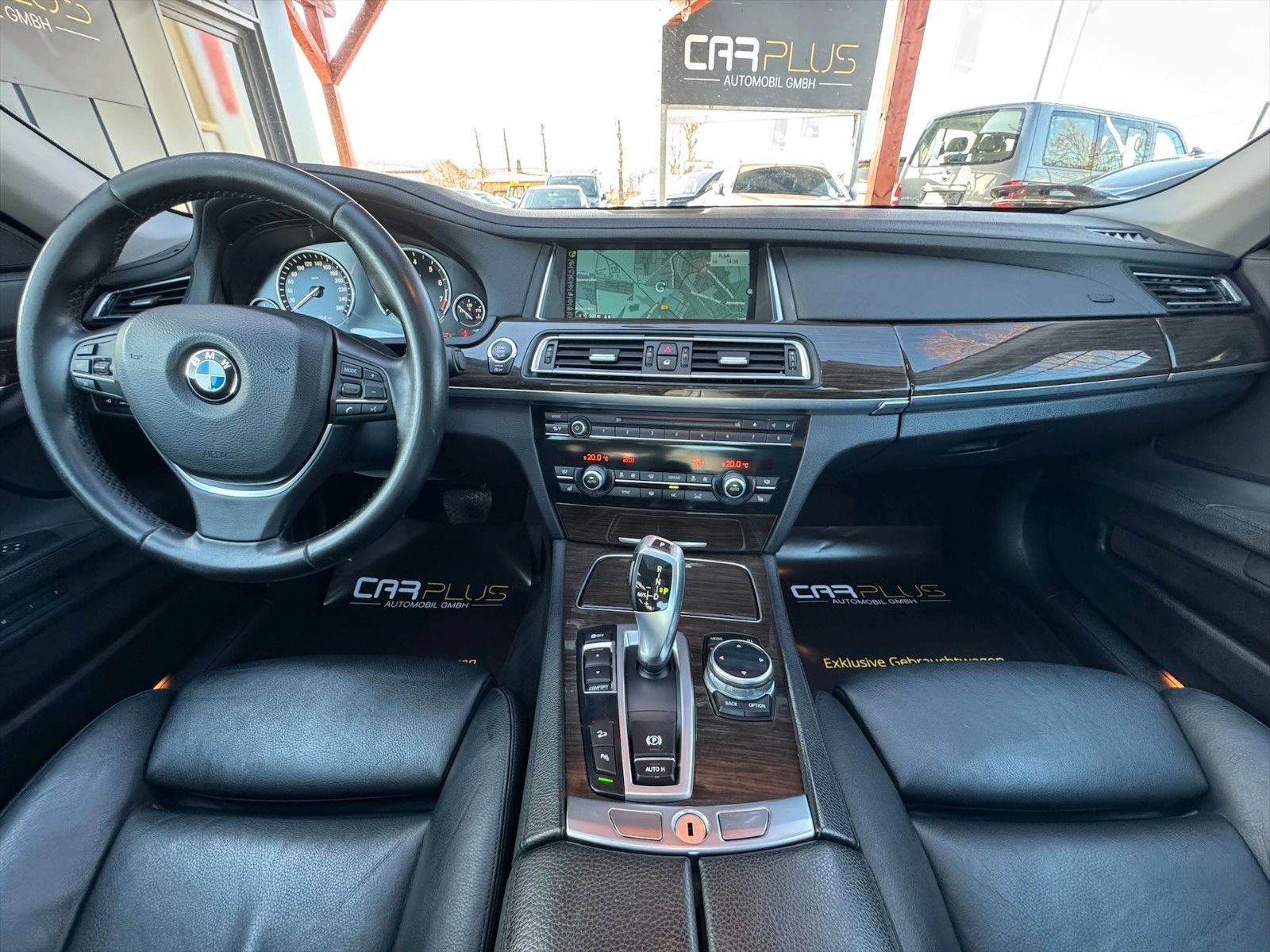Fahrzeugabbildung BMW 750i xDrive *Bi-Xenon*Top Zustand*Kamera*Memory*
