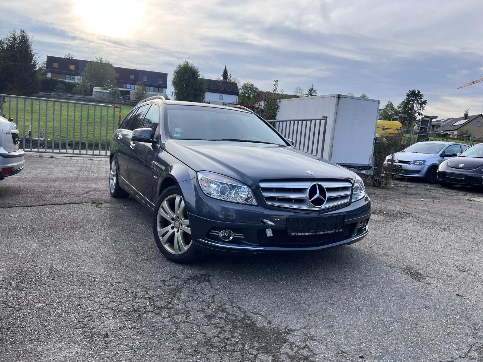Mercedes-Benz C200 2010 — photo 5