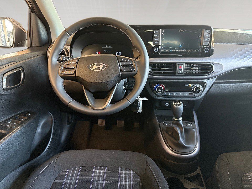 Fahrzeugabbildung Hyundai i10 1.2i 79PS Prime