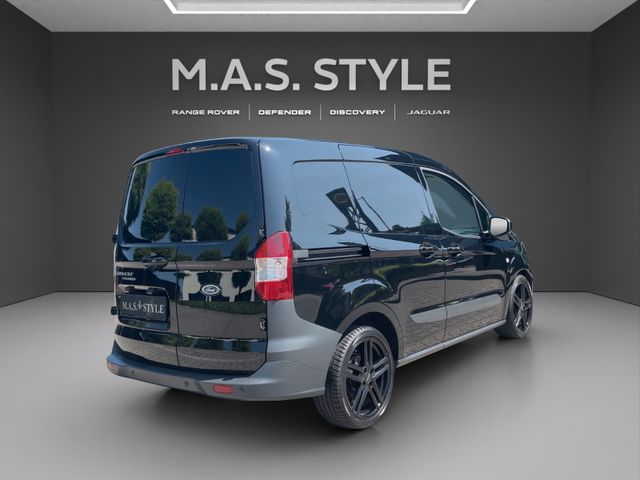 Fahrzeugabbildung Ford Transit Courier Trend Top gepflegt