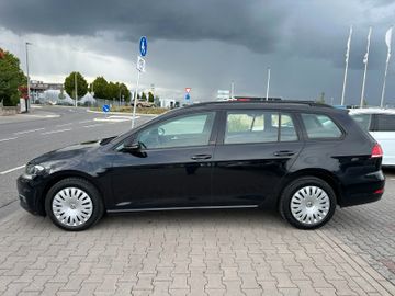 Volkswagen Golf - 6