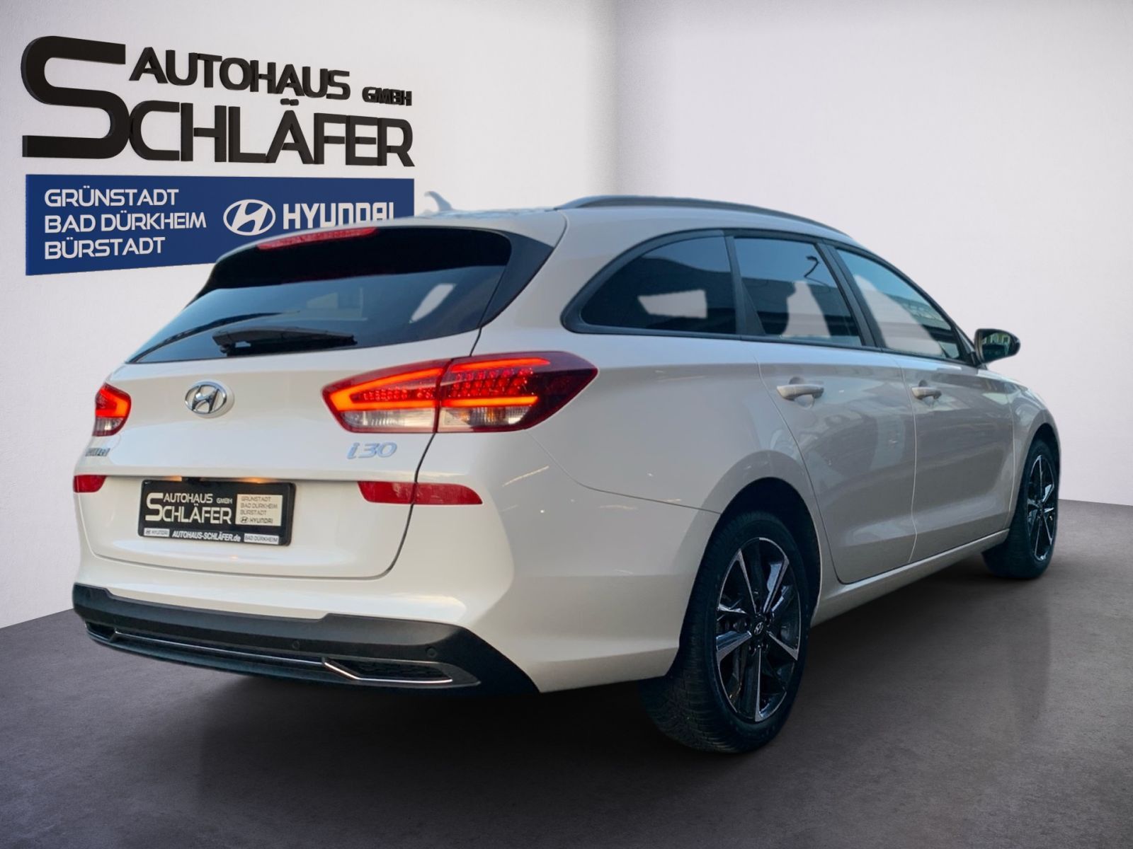 Fahrzeugabbildung Hyundai i30 Kombi 1.0 T-GDI Connect & Go Navi LED