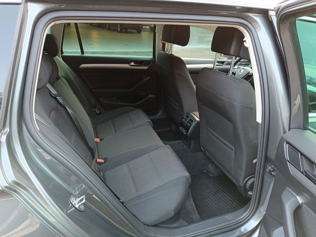 Passat Variant 2.0 TDI*LED*ACC*Navi*Ergo*3-Zonen