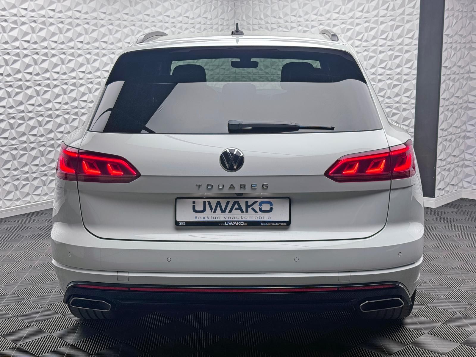 Fahrzeugabbildung Volkswagen 3.0 TDI R-LINE/ALLRADLENK/DYNAUDIO/STANDHZ/AHK/M