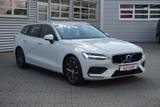 Volvo V 60 T4 Momentum Pro LED Navi Digitales Cockpit - Volvo: C60