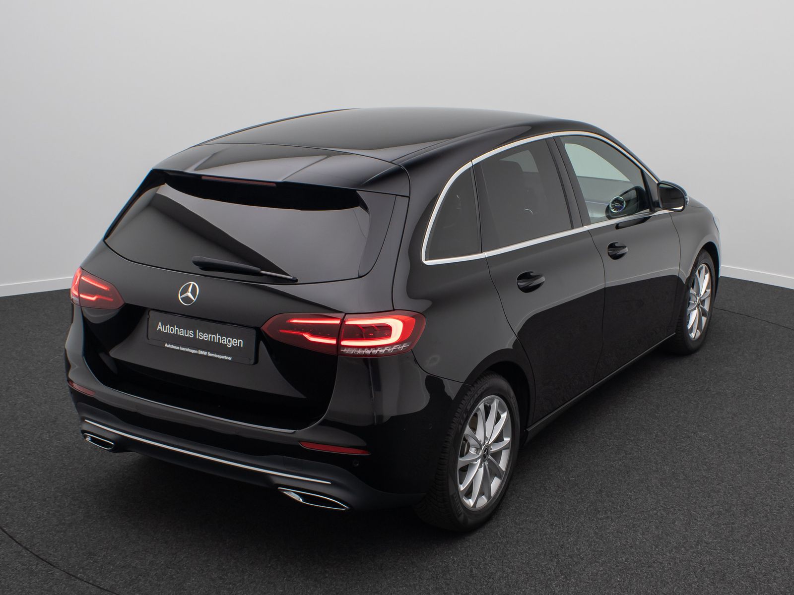 Fahrzeugabbildung Mercedes-Benz B 180 Kamera SoundSys LED Navi Tempomat Komfort