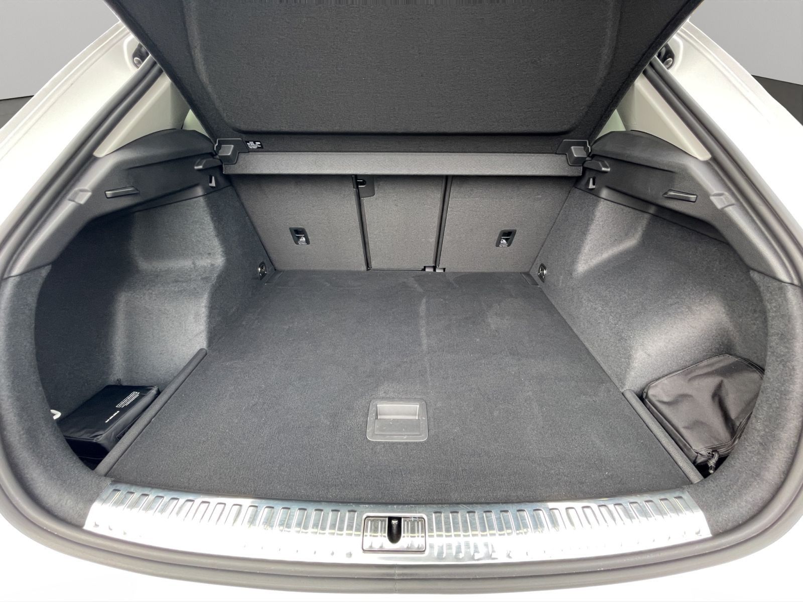 Audi Q3 35 TDI LED Leder Navi virtual Cockpit PDC DAB foto 18