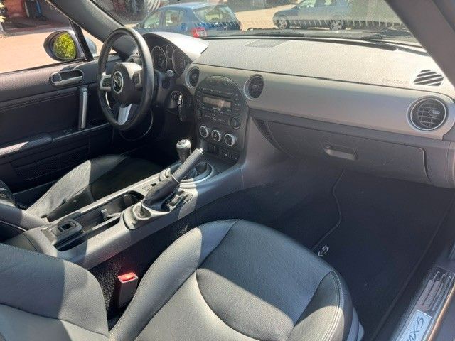 Fahrzeugabbildung Mazda MX-5 2.0 Sports-Line Roadster Coupe LEDER SHZ