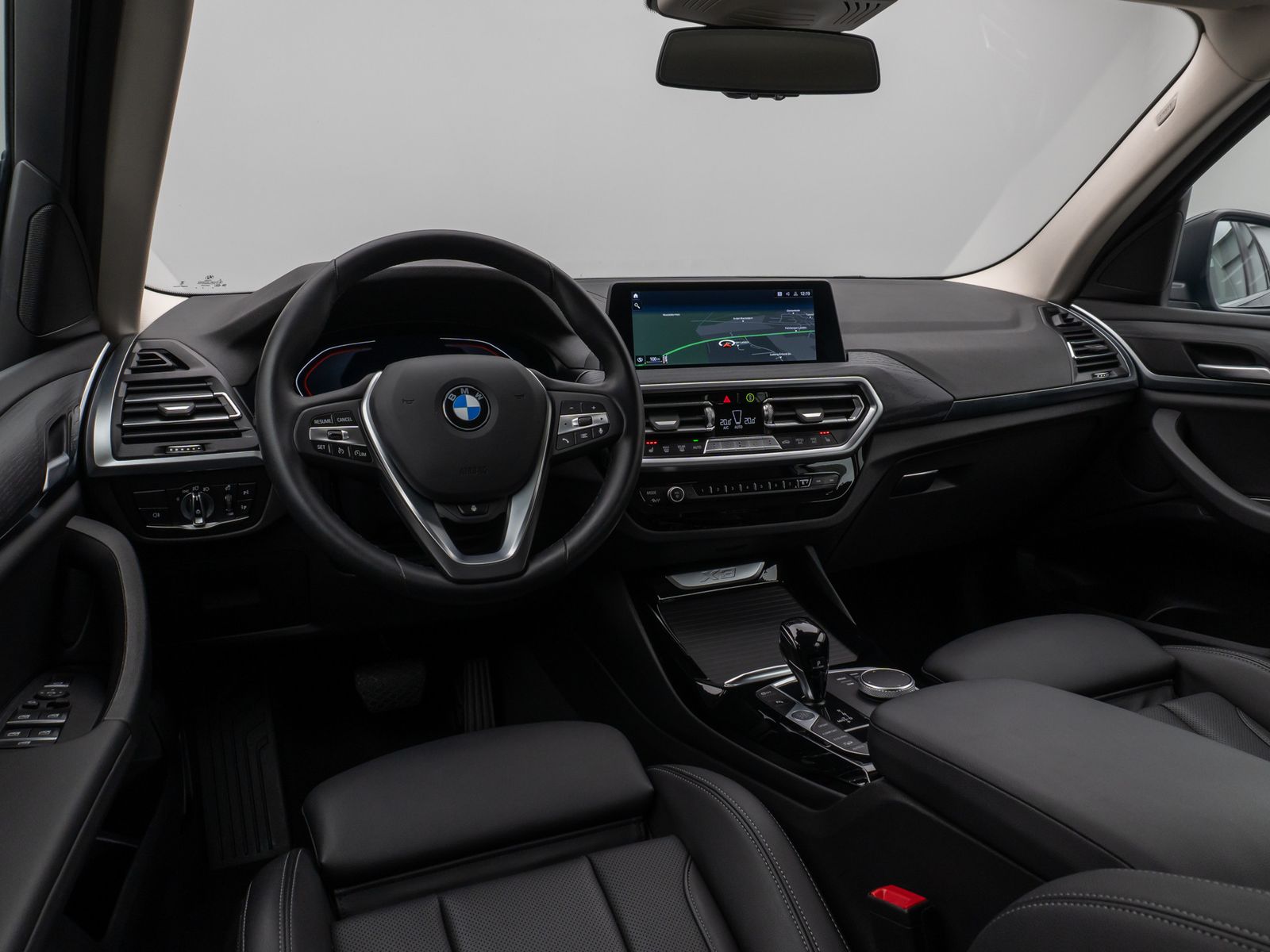 Fahrzeugabbildung BMW X3 xD20d Kamera DAB HiFi Lenkrhz AHK Alarm Sport