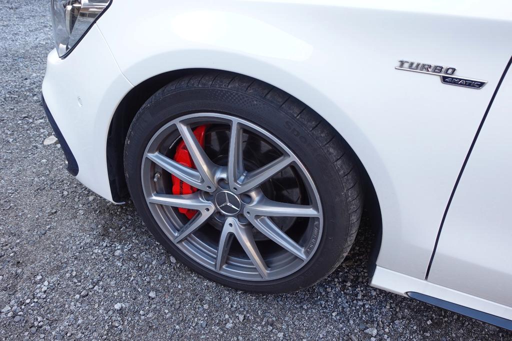 Mercedes-Benz CLA 45 AMG Shooting Brake