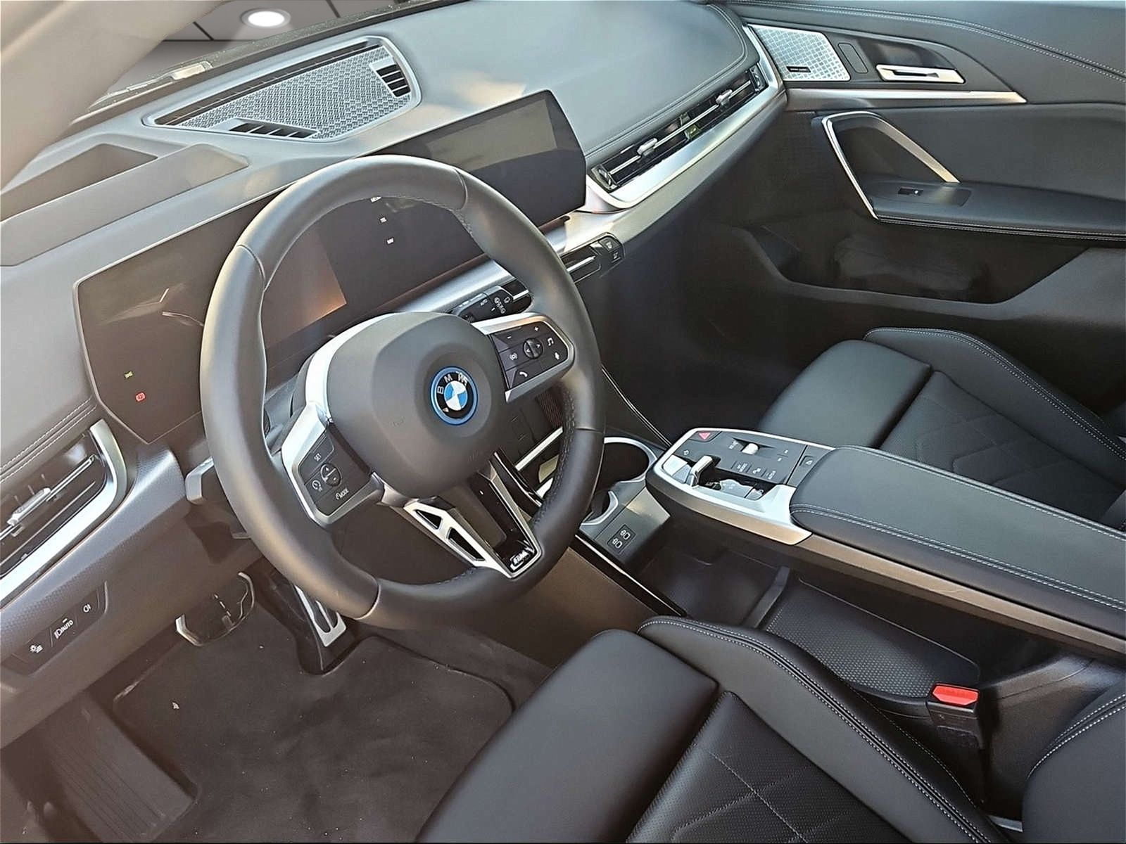 BMW iX1 - Bild 4