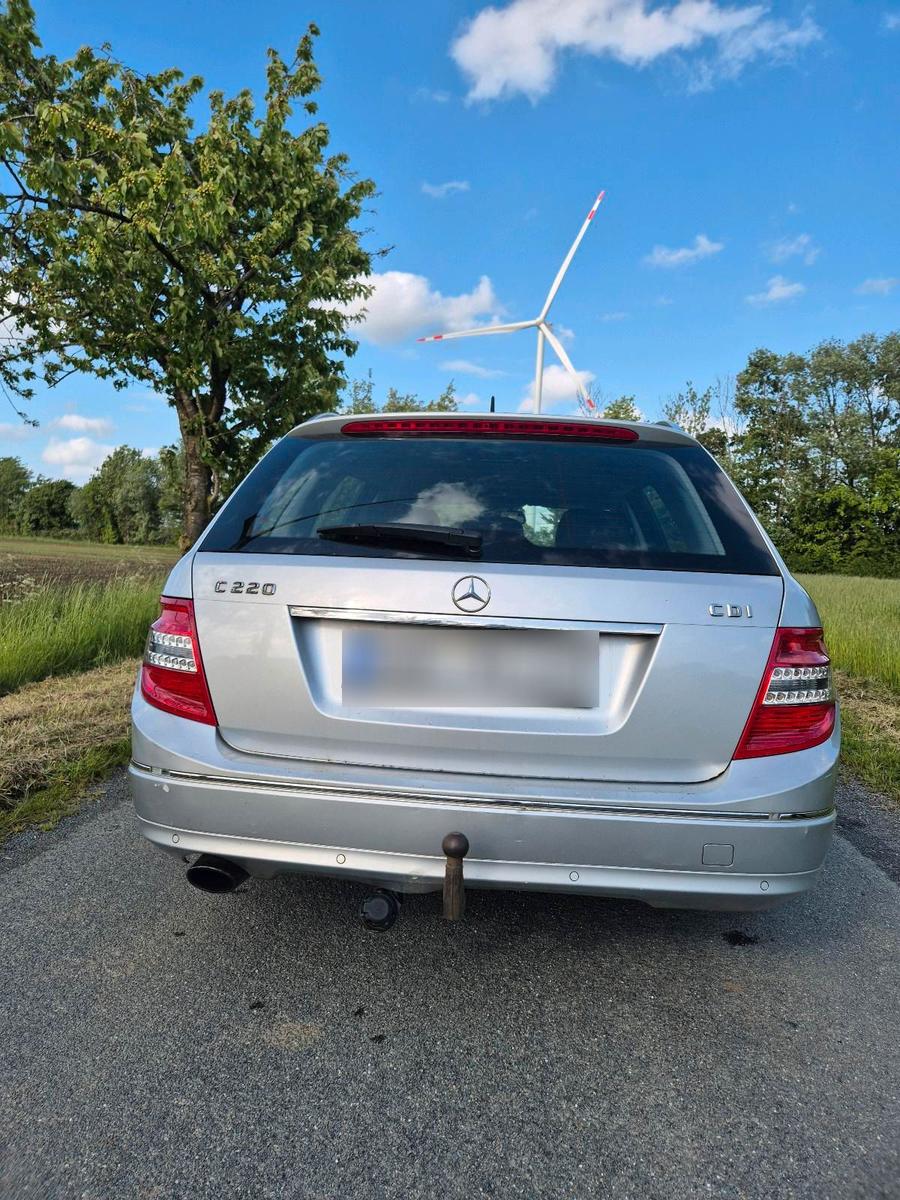Mercedes-Benz C220 2008 — photo 6