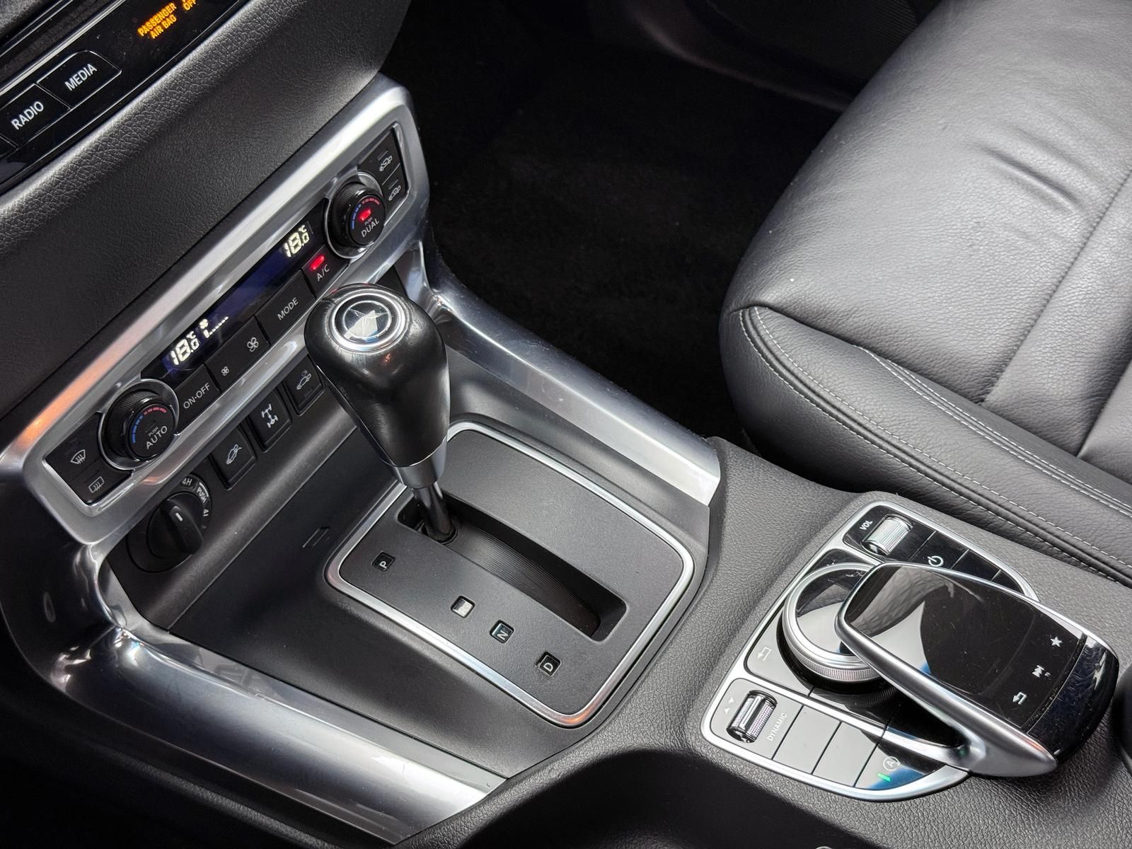 Fahrzeugabbildung Mercedes-Benz d POWER-EDITION/4MATIC/LED/KEYLES/360°/AHK