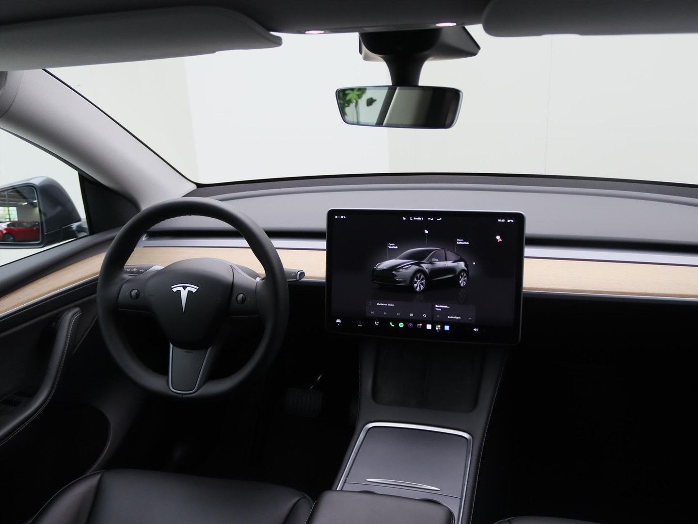 Tesla Model Y Long Range AWD 75kWh 351pk AMD RYZEN 91. imagem 2
