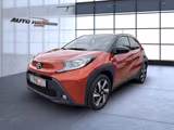 Toyota Aygo 1,0-l- Pulse Bluetooth Klima Einparkhilfe - Toyota Aygo (X) Blue