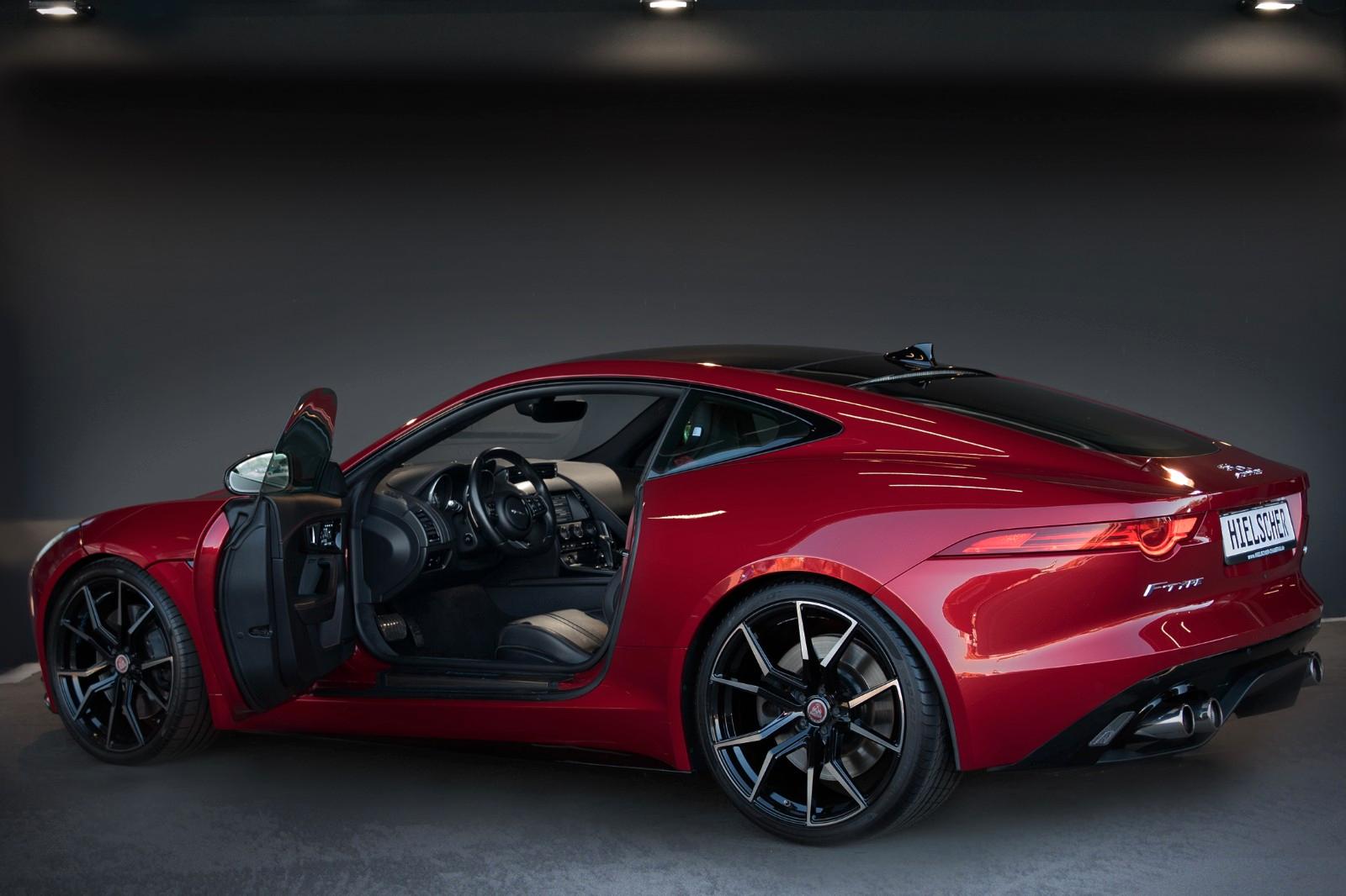 JAGUAR F-TYPE - R 5.0 V8 COUPE - 551 CV -TOIT PANORAMIQUE