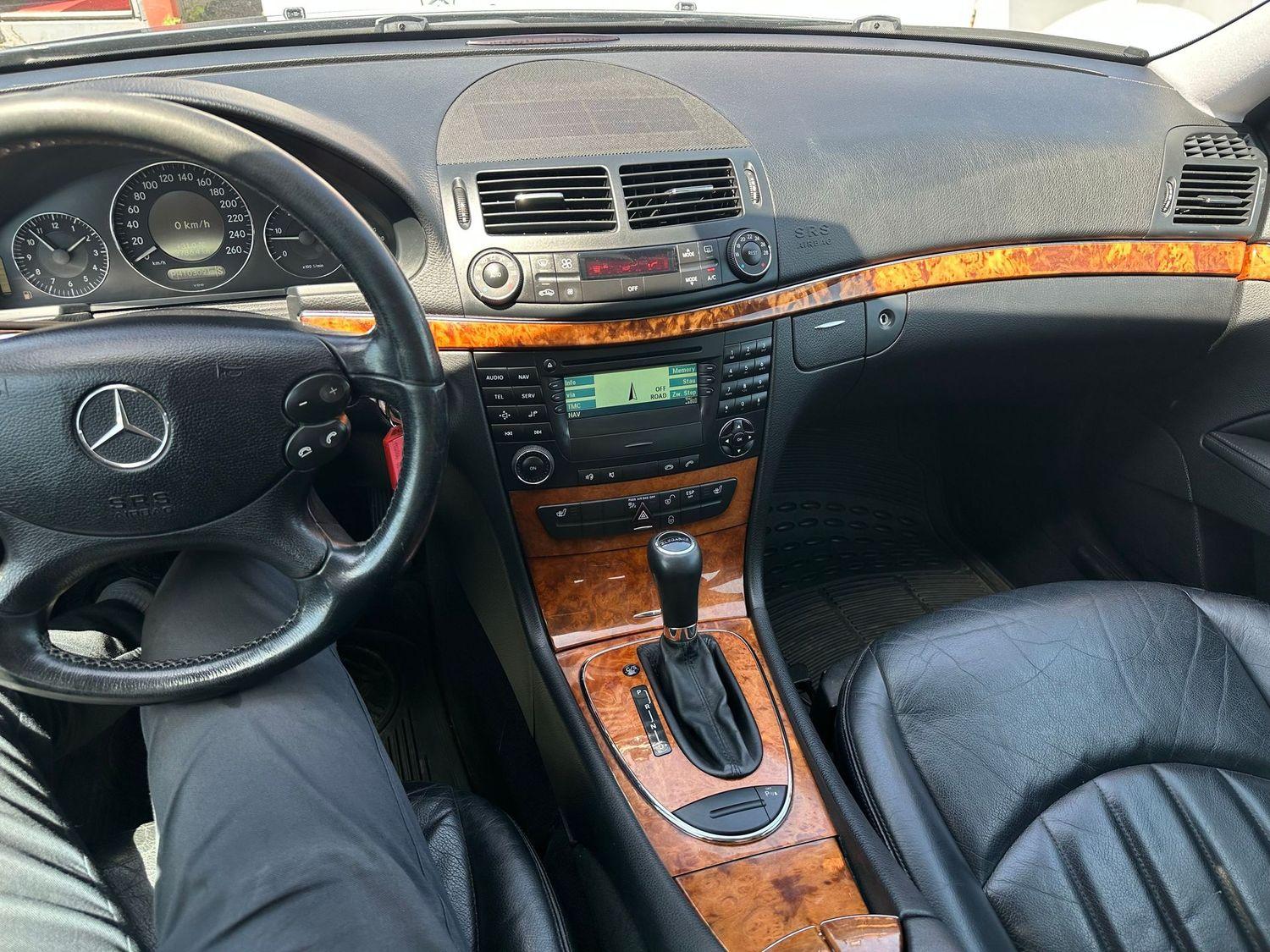 Mercedes-Benz E280 2006 — photo 21