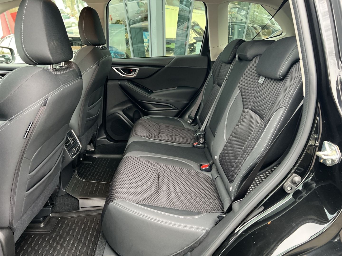 Fahrzeugabbildung Subaru Forester Active SUBARU