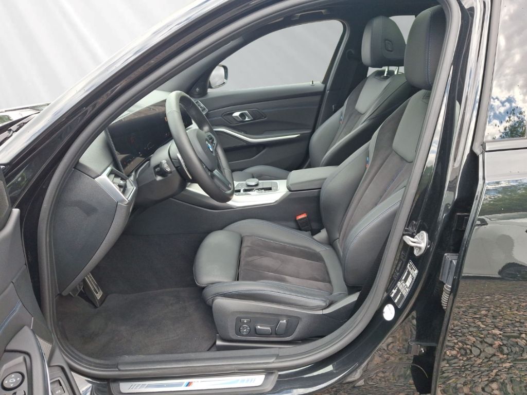BMW 320 d touring M-Sport Panorama h&k adapt. LED foto 8