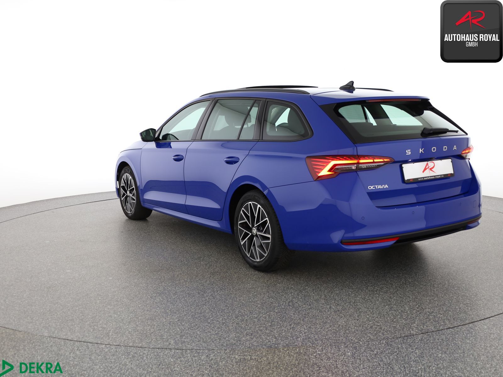 Skoda Octavia Combi 2.0 TDI 360GRAD,PANO,KEYLESS,ACC foto 3