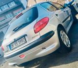 Peugeot PEUGEOT 206 (Motor 2.0 HDI) - Peugeot 206 aus 2001 mit Diesel-Antrieb