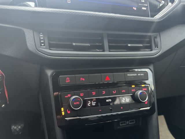 T-Cross 1.0 TSI Life LED 17 ALU SITZHZG APP-C.