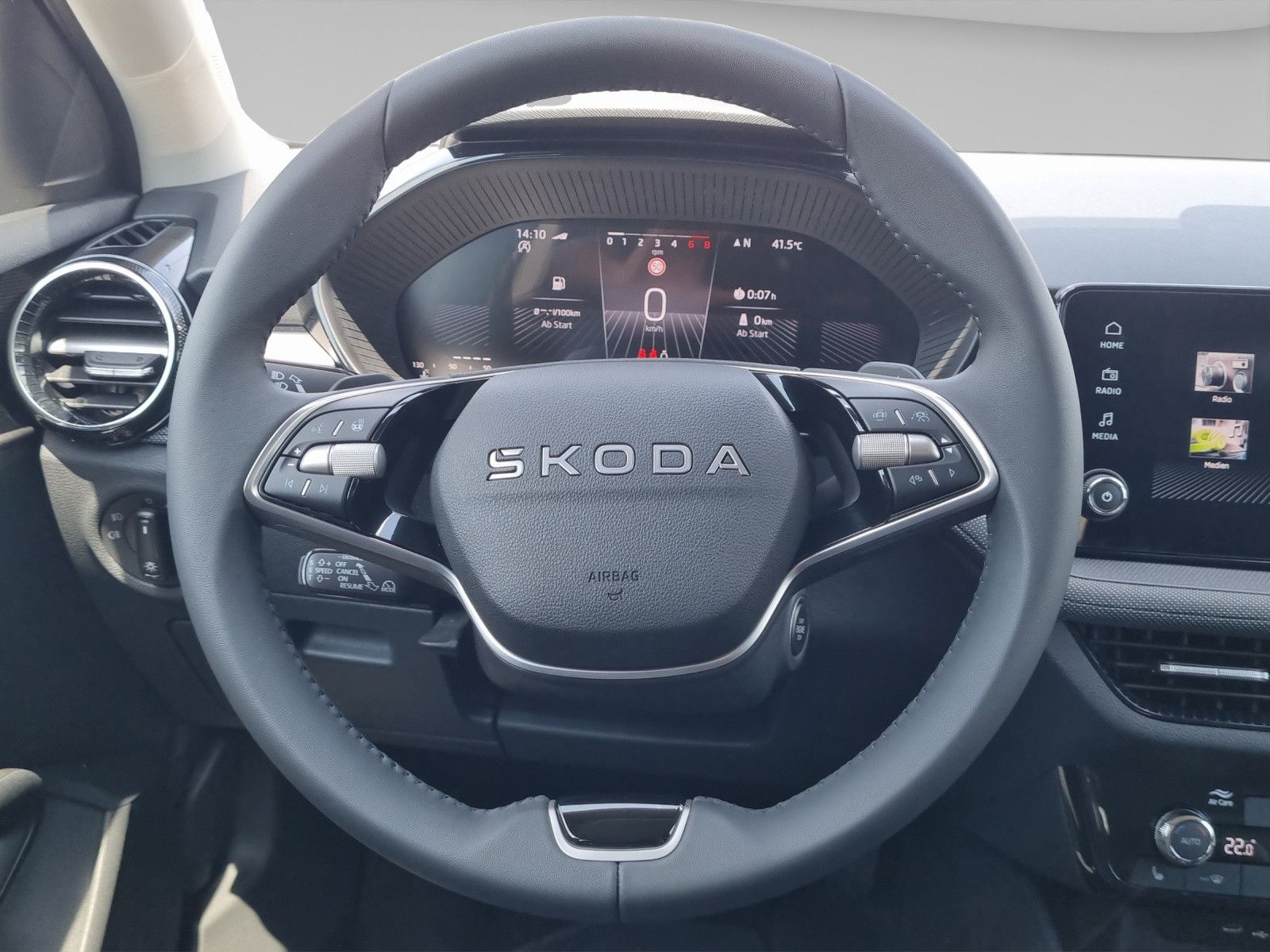 Fahrzeugabbildung SKODA Fabia Balance 1,0TSI 50L Fahrassi Winter Gar3+