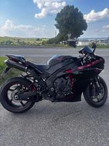 Yamaha R1 RN22 - YAMAHA R1 RN 22