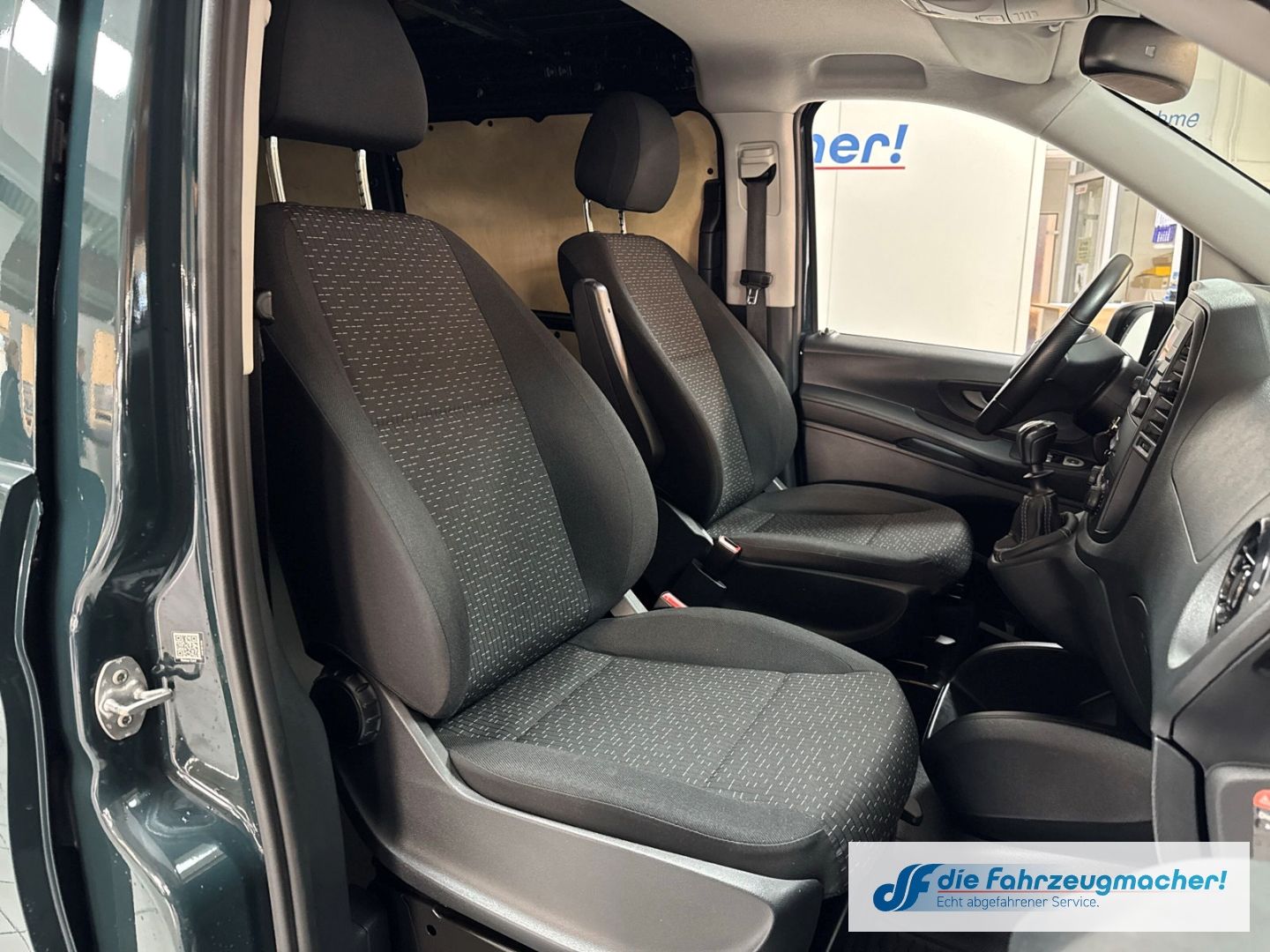 Fahrzeugabbildung Mercedes-Benz Vito Kasten 114 CDI FWD kompakt LED Blendfreies