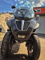 Piaggio MP3 LT (Autofüherschein) guterhalten - Piaggio Motorräder in Essen