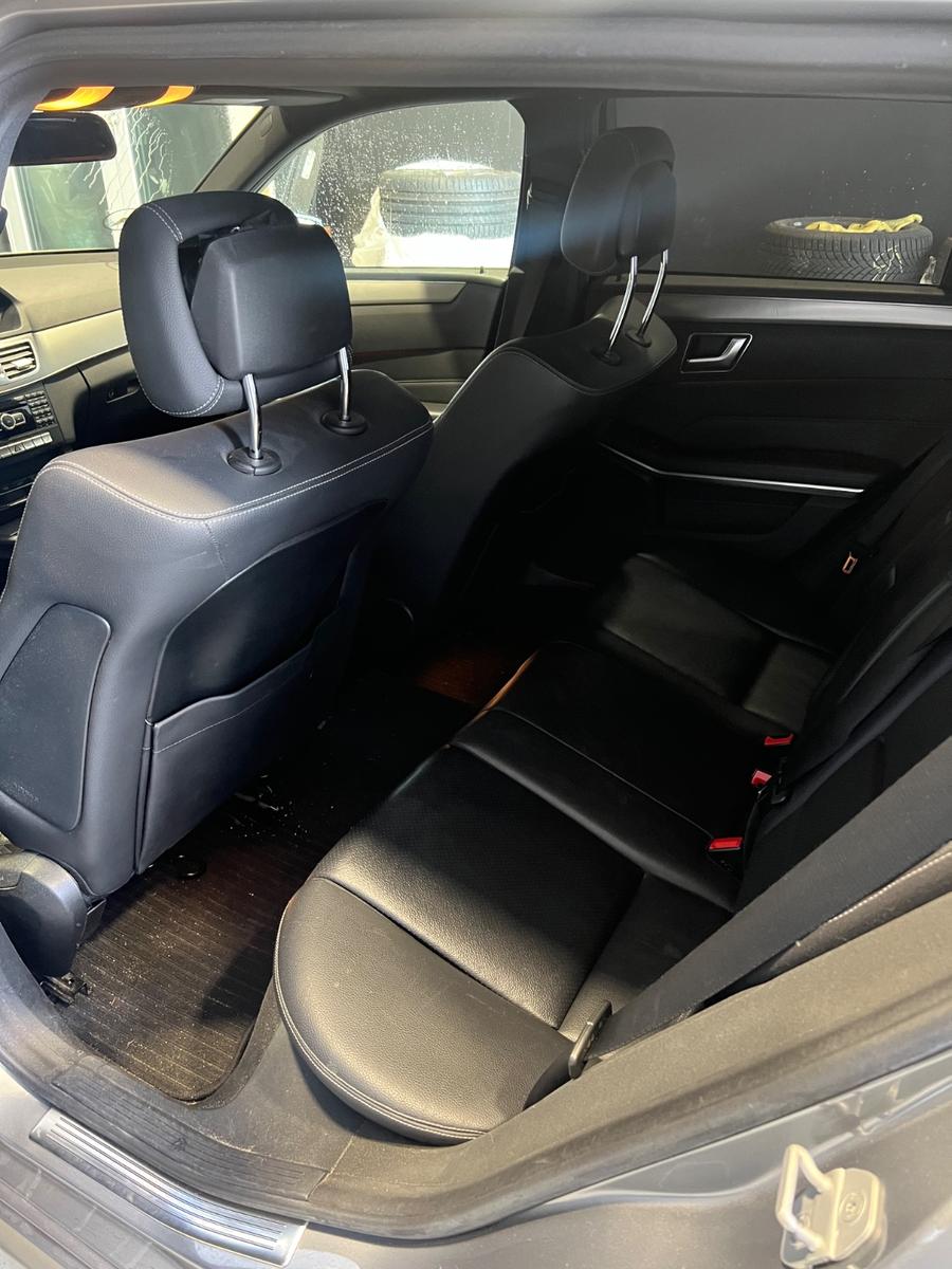 Mercedes-Benz E220 2015 — photo 9