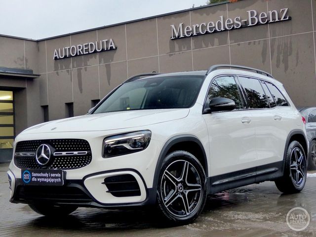 Mercedes-Benz GLB 200 AMG  Panorama /Burmester